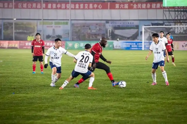 西班牙乙级联赛：米兰德斯 VS 阿尔梅里亚